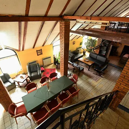 Gostinjska kuća Smestaj Simovic 2 Arilje